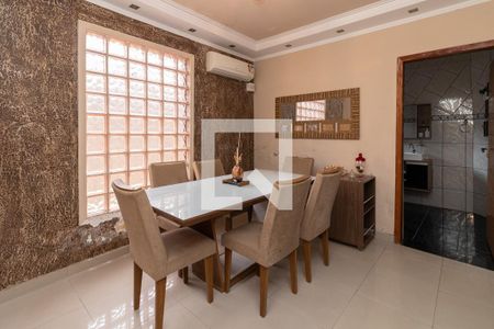 Sala de Jantar de casa à venda com 4 quartos, 133m² em Jardim Aricanduva, São Paulo