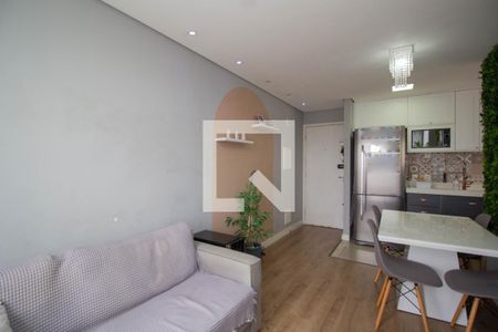Sala de apartamento para alugar com 2 quartos, 44m² em Jaraguá, São Paulo