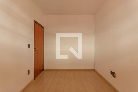 Quarto 1 de apartamento para alugar com 2 quartos, 54m² em Itapoã, Belo Horizonte