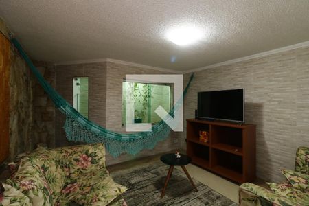 Sala de TV de casa à venda com 3 quartos, 200m² em Parque Marajoara, Santo André