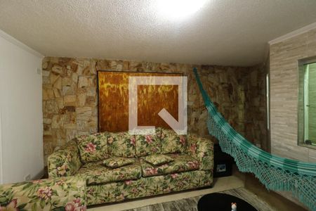 Sala de TV de casa à venda com 3 quartos, 200m² em Parque Marajoara, Santo André