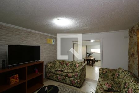 Sala de TV de casa à venda com 3 quartos, 200m² em Parque Marajoara, Santo André