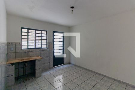 Cozinha de casa para alugar com 1 quarto, 40m² em Vila Industrial, São Paulo