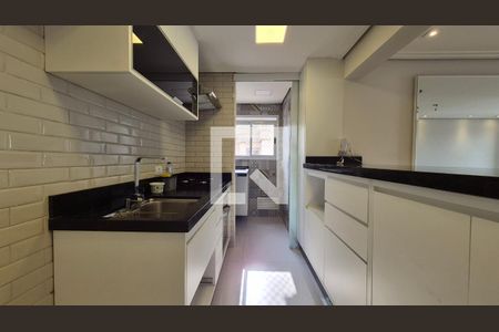 Cozinha de apartamento para alugar com 3 quartos, 70m² em Vila Valparaíso, Santo André