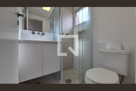 Banheiro da suíte de apartamento para alugar com 3 quartos, 70m² em Vila Valparaíso, Santo André