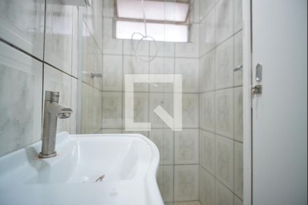 Banheiro Corredor de apartamento para alugar com 1 quarto, 40m² em Jardim Dona Leopoldina, Porto Alegre