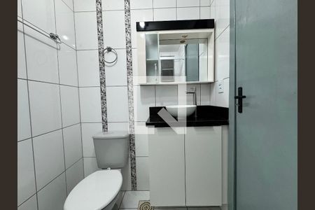 Banheiro de apartamento para alugar com 1 quarto, 36m² em Centro, São Leopoldo