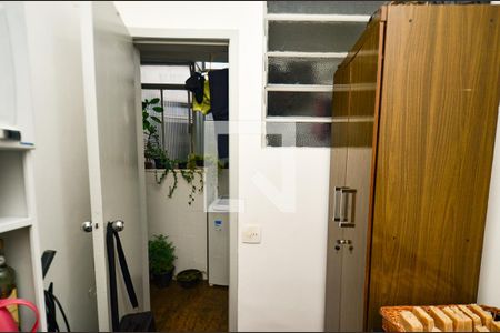 Area serviço de apartamento à venda com 2 quartos, 59m² em Colégio Batista, Belo Horizonte