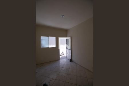 Sala de casa para alugar com 2 quartos, 51m² em Letícia, Belo Horizonte