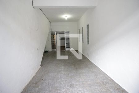 Garagem de casa à venda com 2 quartos, 170m² em Umuarama, Osasco