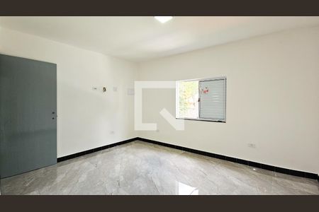 Quarto 1 de casa para alugar com 2 quartos, 77m² em Jardim Consorcio, São Paulo
