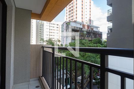 Varanda da Sala/Quarto de kitnet/studio para alugar com 1 quarto, 24m² em Bela Vista, São Paulo