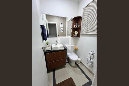 Banheiro 3 de casa à venda com 3 quartos, 350m² em Nova Petrópolis, São Bernardo do Campo