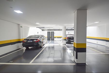 Garagem de apartamento à venda com 2 quartos, 110m² em Nova Petrópolis, São Bernardo do Campo