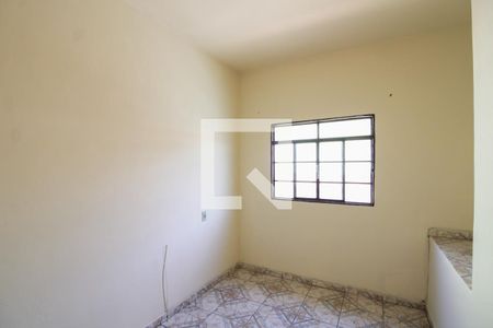 Sala de casa para alugar com 2 quartos, 70m² em Jardim dos Comerciários, Belo Horizonte