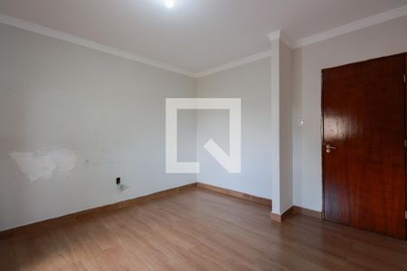 Casa 1 - Quarto 2 de casa à venda com 3 quartos, 500m² em Vila Amalia (zona Norte), São Paulo