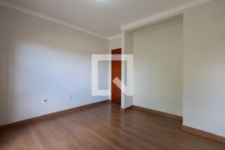 Casa 1 - Quarto 1 de casa à venda com 3 quartos, 500m² em Vila Amalia (zona Norte), São Paulo