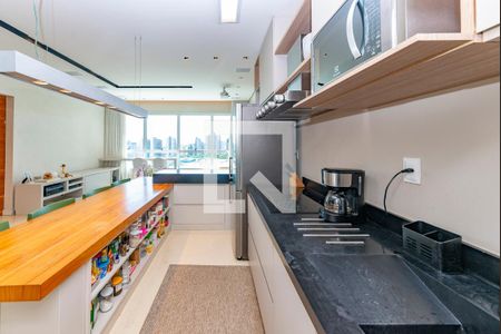 Cozinha de apartamento à venda com 1 quarto, 76m² em Belvedere, Belo Horizonte
