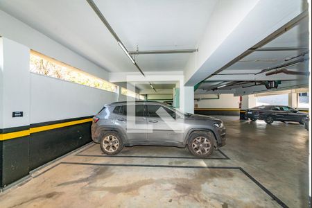 Garagem de apartamento à venda com 1 quarto, 76m² em Belvedere, Belo Horizonte