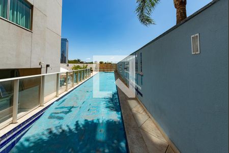 Piscina de apartamento à venda com 1 quarto, 76m² em Belvedere, Belo Horizonte