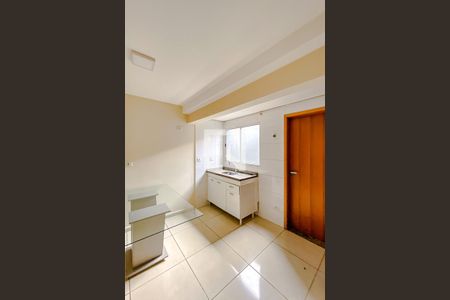 Cozinha de apartamento para alugar com 2 quartos, 34m² em Vila Regente Feijó, São Paulo