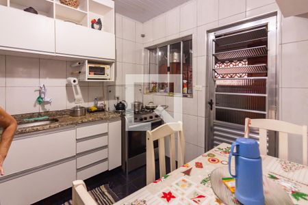 Cozinha 1 de casa à venda com 4 quartos, 215m² em Veloso, Osasco