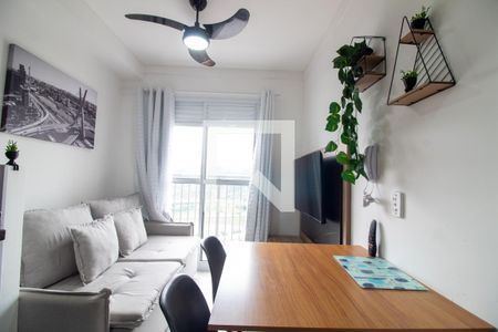 Sala de apartamento para alugar com 1 quarto, 28m² em Jardim Caravelas, São Paulo