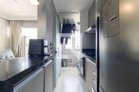Cozinha de apartamento para alugar com 2 quartos, 50m² em São João Climaco, São Paulo