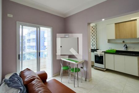 Sala de apartamento para alugar com 2 quartos, 58m² em Maracanã, Praia Grande