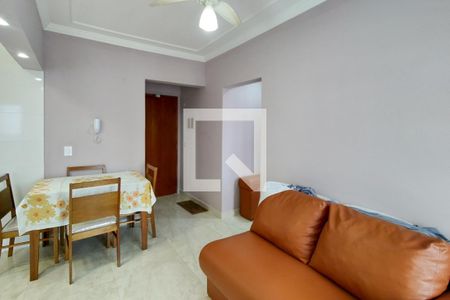 Sala de apartamento para alugar com 2 quartos, 58m² em Maracanã, Praia Grande
