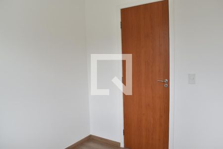 Quarto 1 de apartamento para alugar com 3 quartos, 65m² em Santa Cândida, Curitiba