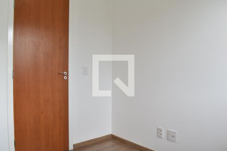 Quarto 1 de apartamento para alugar com 3 quartos, 65m² em Santa Cândida, Curitiba