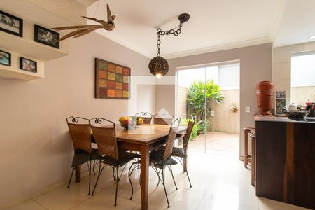 Sala de Jantar de casa de condomínio para alugar com 4 quartos, 158m² em Pinheirinho, Curitiba