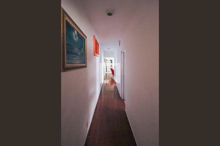 Corredor de casa para alugar com 3 quartos, 125m² em Jardim Alzira, São Paulo