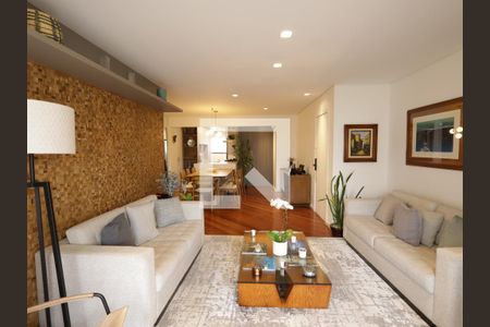 Sala de apartamento à venda com 3 quartos, 140m² em Vila Suzana, São Paulo
