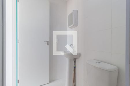 Banheiro de apartamento para alugar com 1 quarto, 24m² em Brás, São Paulo