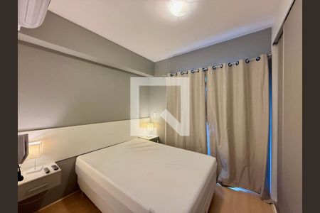 Quarto de kitnet/studio para alugar com 1 quarto, 28m² em Jardim das Acacias, São Paulo