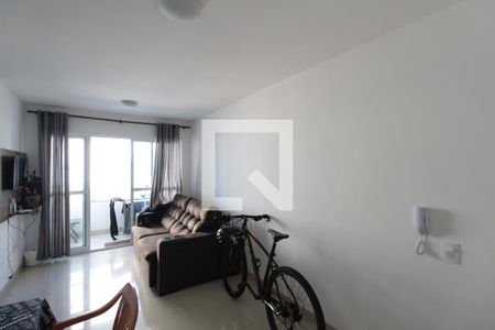 Sala de apartamento para alugar com 3 quartos, 69m² em Planalto, Belo Horizonte