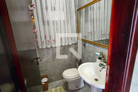 lavabo de casa de condomínio à venda com 5 quartos, 233m² em Taquara, Rio de Janeiro