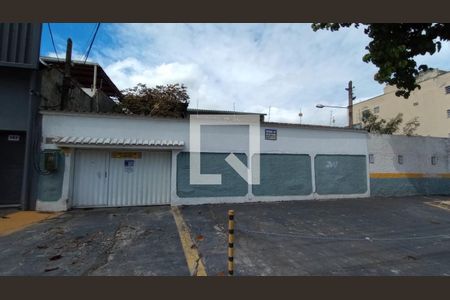 Fachada de casa à venda com 5 quartos, 260m² em Pechincha, Rio de Janeiro