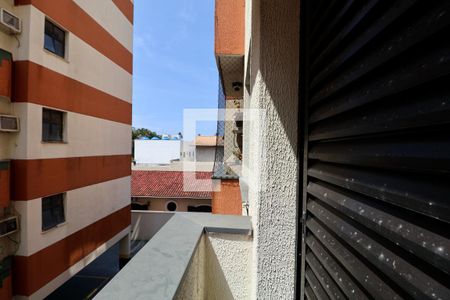 Quarto 1 vista de apartamento para alugar com 2 quartos, 65m² em Jardim Sao Miguel, Guarujá