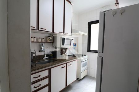 Banheiro de apartamento para alugar com 2 quartos, 65m² em Jardim Sao Miguel, Guarujá