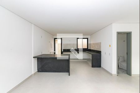 Cozinha de apartamento à venda com 3 quartos, 189m² em Prado, Belo Horizonte