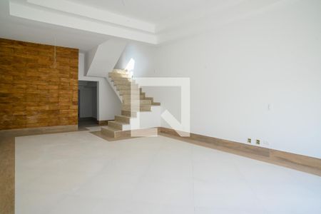 Sala Principal de casa à venda com 3 quartos, 220m² em Vila da Saúde, São Paulo