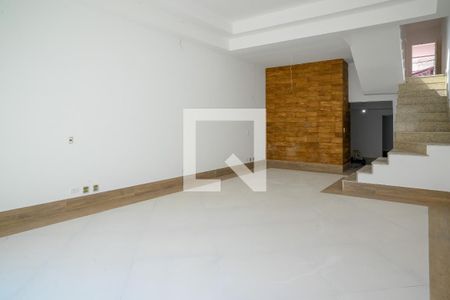 Sala Principal de casa à venda com 3 quartos, 220m² em Vila da Saúde, São Paulo