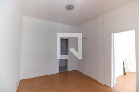 Sala de apartamento à venda com 1 quarto, 35m² em Icaraí, Niterói