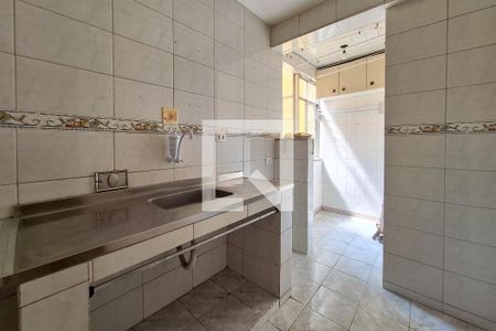 Cozinha de apartamento para alugar com 2 quartos, 60m² em São Lourenço, Niterói