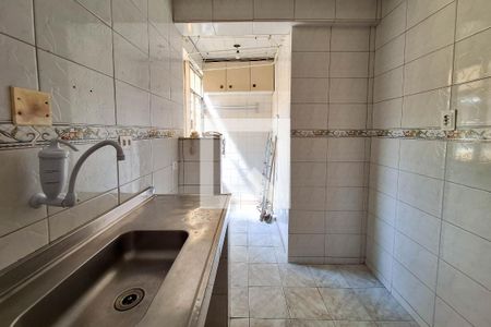 Cozinha de apartamento para alugar com 2 quartos, 60m² em São Lourenço, Niterói