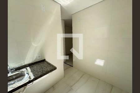 Cozinha de apartamento para alugar com 2 quartos, 39m² em Inconfidentes, Contagem
