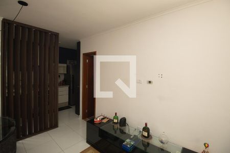 Sala de casa de condomínio para alugar com 2 quartos, 55m² em Vila Constança, São Paulo
